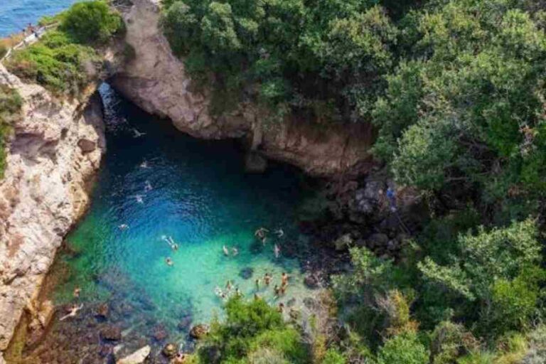 Bagni Regina Giovanna Sorrento panoramica dall'alto