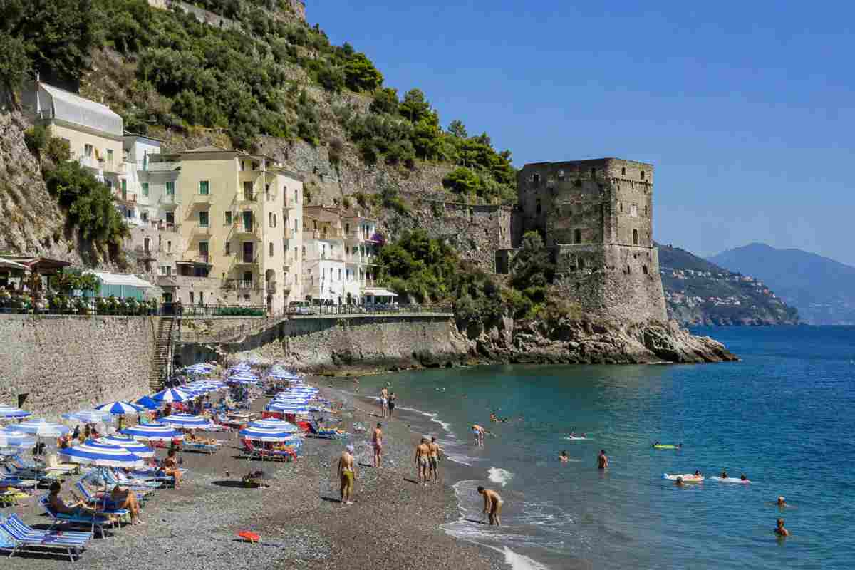 Panoramica della spiaggia di Erchie
